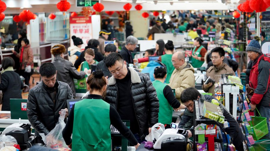 Chinese Consumers Squeezed in 2018 as Income Gains Slow, Living Costs Rise