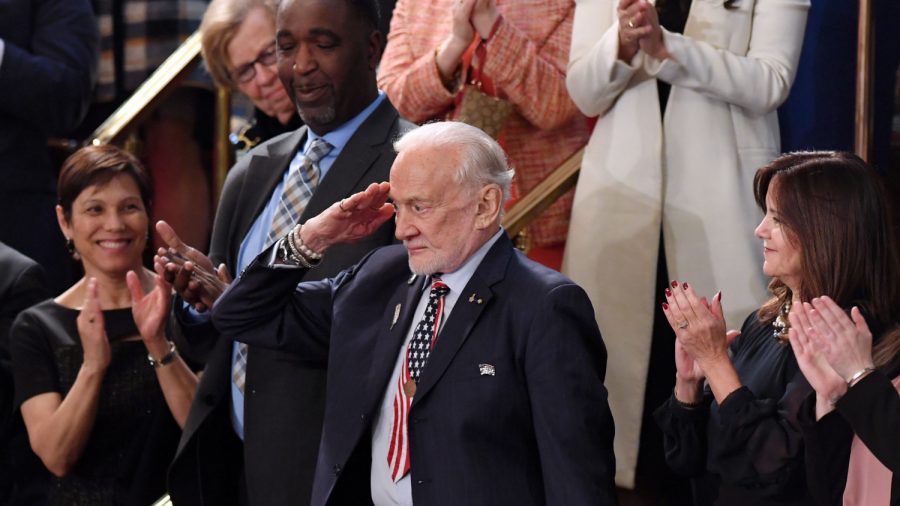 Buzz Aldrin Salutes President Trump After Being Honored at SOTU