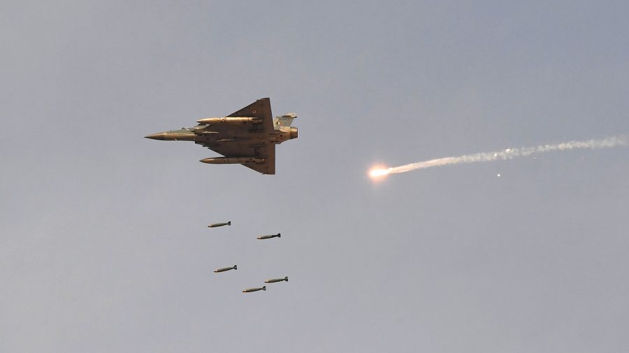 Pakistan Says It Shot Down Indian Jets, Carried out Air Strikes in Kashmir