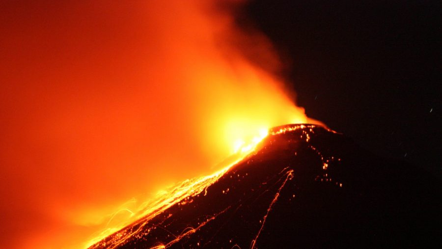 Video: Lava, Gas Flowing out Indonesia Volcano Sends People Fleeing