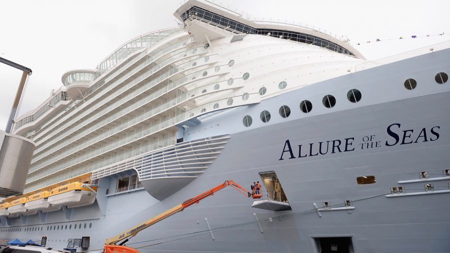 Cruise Ship Allegedly Kicks Off Elderly Couple and Leaves Them in Foreign Country