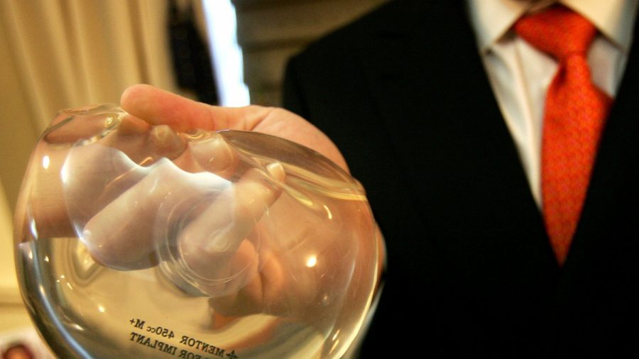 FDA Alerts More Doctors of Rare Cancer With Breast Implants