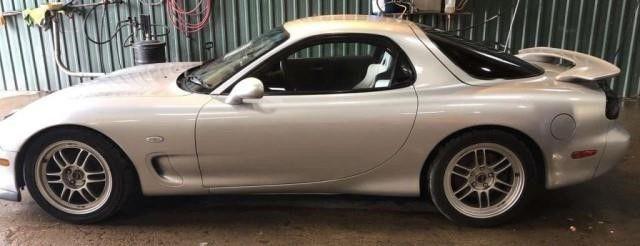 A 1996 Mazda RX-7 Twin Turbo up for auction. As of March 19, 2019, the highest bid was $13,525. (Apple Auctioneering)