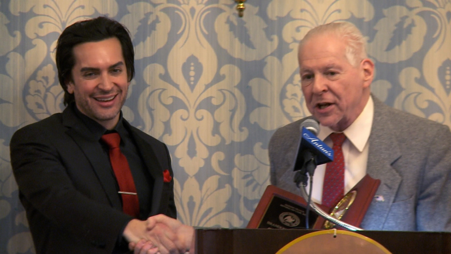 Queens Village Republican Club President Philip Orenstein gives American Patriot of the Year Award to #WalkAway Campaign Founder Brandon Straka at the 144th Anniversary Lincoln Dinner in New York, New York, on March 24, 2019. (Miguel Moreno/NTD News)