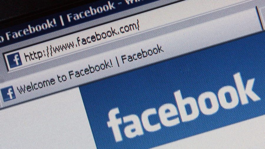 Facebook, Instagram Suffer Outages