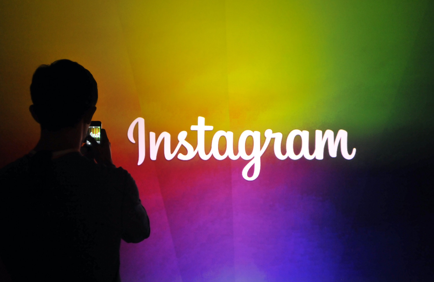 Instagram Gets Into E-Commerce Business With Checkout Tool