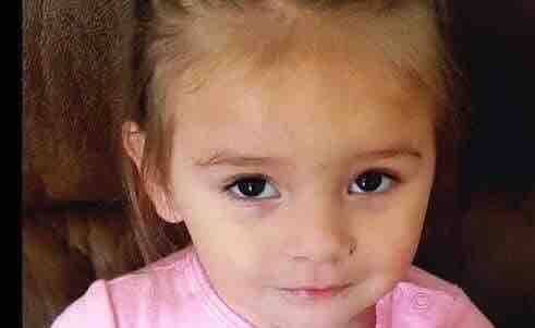 Photo shows 2-year-old girl Layla Thomas. (Prayers for Layla via GoFundMe)