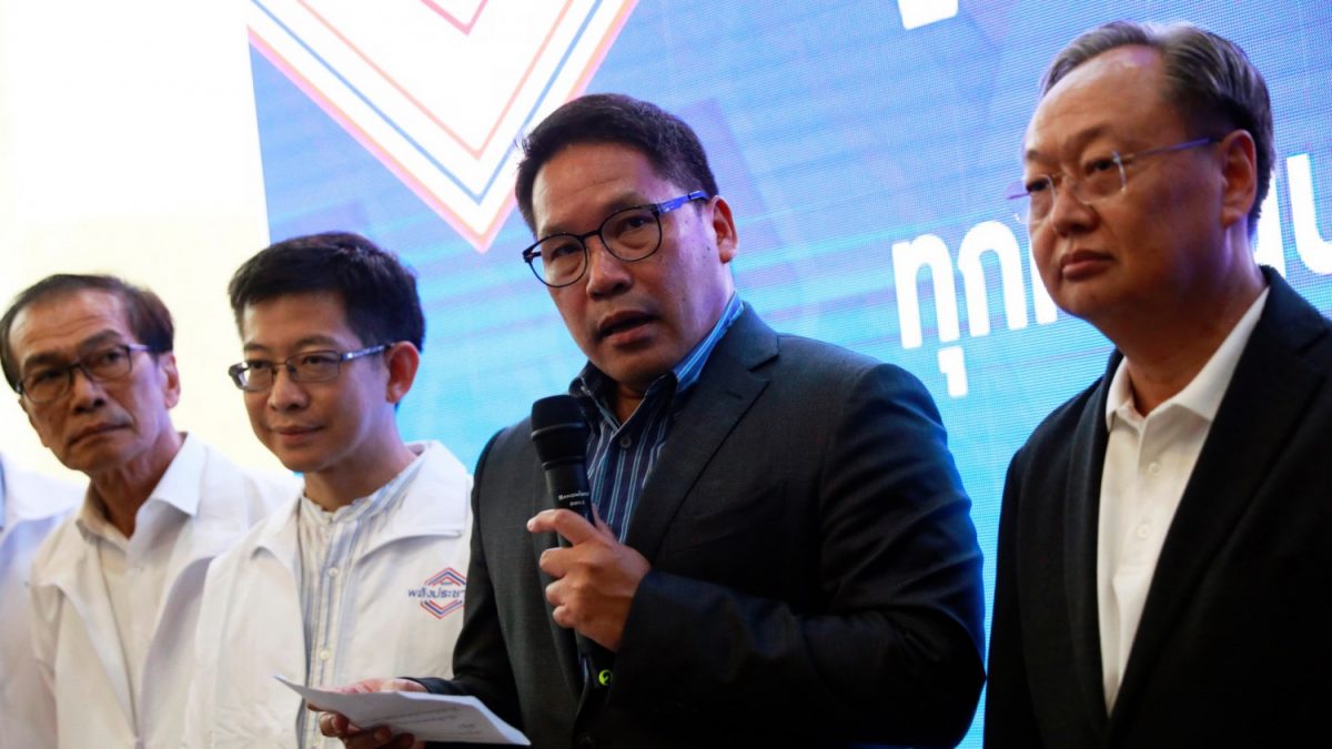 Uttama Savanayana, Palang Pracharat Party leader, holds a news conference during the general election in Bangkok, Thailand, on March 25, 2019. (Soe Zeya Tun via Reuters)