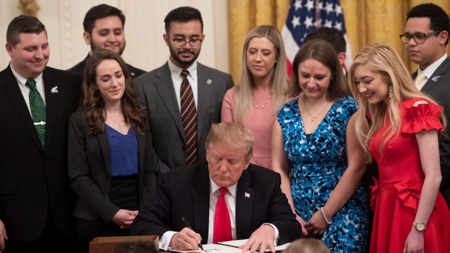 Trump Signs Executive Order Protecting Free Speech on College Campuses