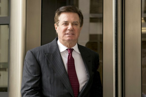 Paul Manafort, President Donald Trump's former campaign chairman, leaves the federal courthouse in Washington on April 4, 2018. (Andrew Harnik/AP Photo)