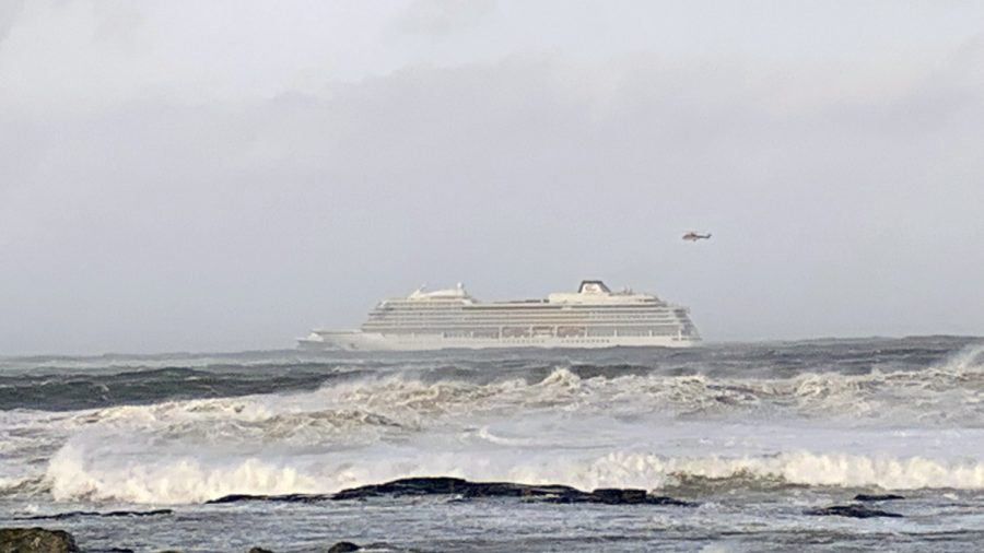 Cruise Ship off Norway Issues Mayday, Begins Evacuations