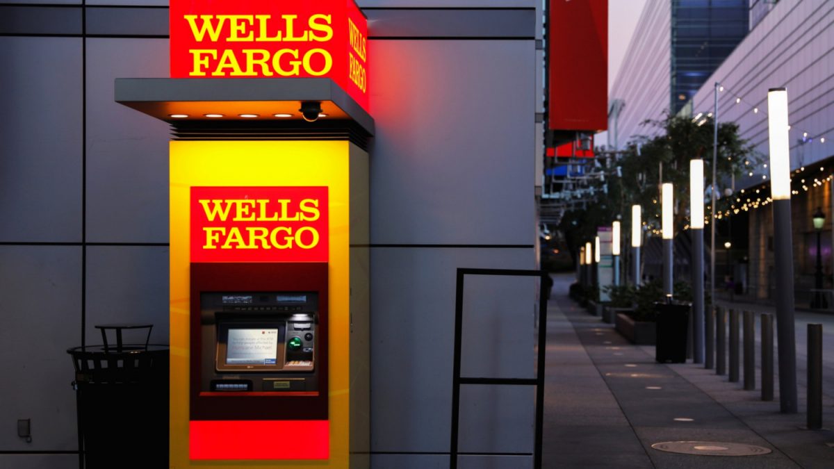 A Wells Fargo ATM machine is shown in L.A., Calif., on Oct. 19, 2018. (Mike Blake/File Photo via Reuters)