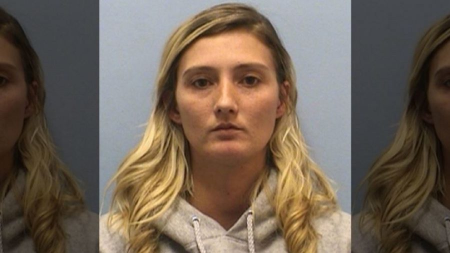 28-Year-Old Mother Abandoned Five Children to Take Trip to Beach in Another State: Police