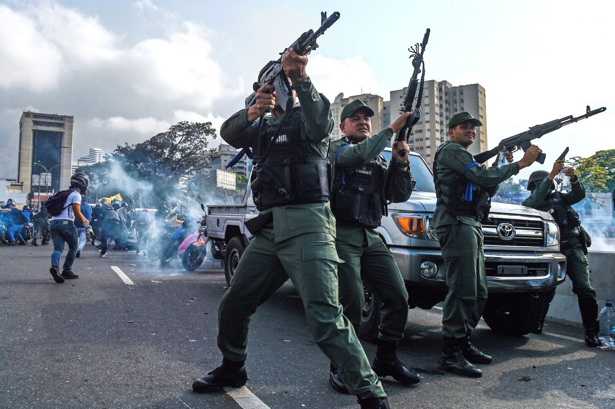 Maduro Kicks CNN Off The Air As Venezuelans Revolt Against Him