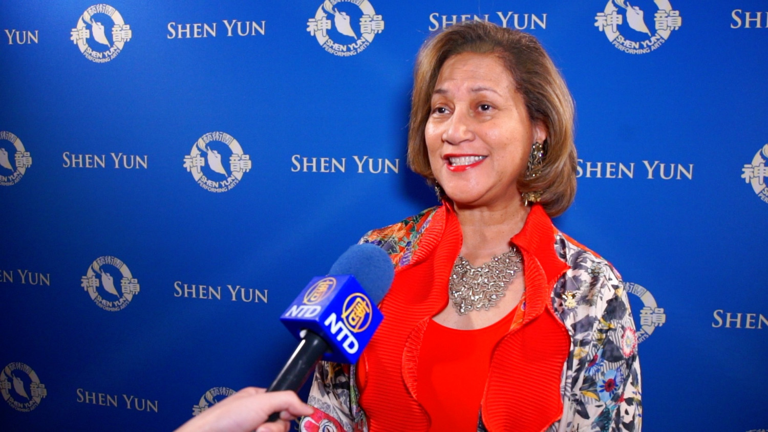 CEO Returns to See Shen Yun for the Fourth Time