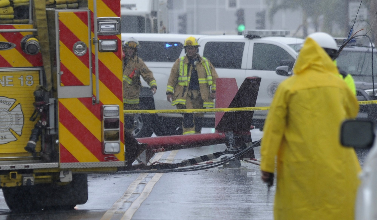 3 Dead After Tour Helicopter Crashes in Hawaii Suburb