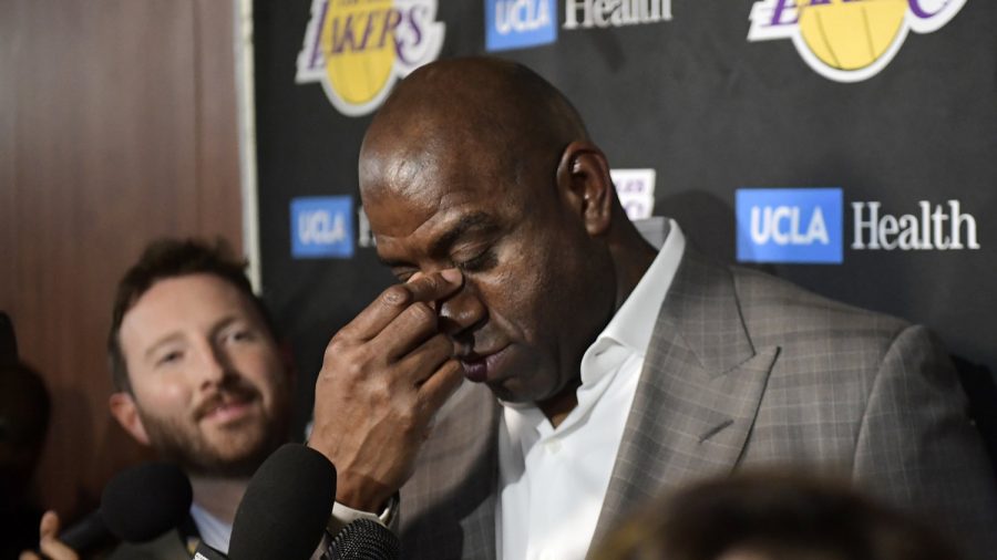 Magic Johnson Abruptly Resigns as Lakers’ President