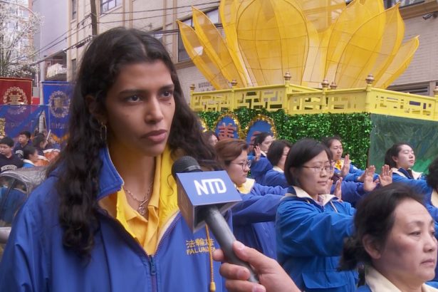 Pooja Mor, fashion model, before the parade in Flushing, N.Y. on April 20, 2019. (Shelbi Malonson/NTD)