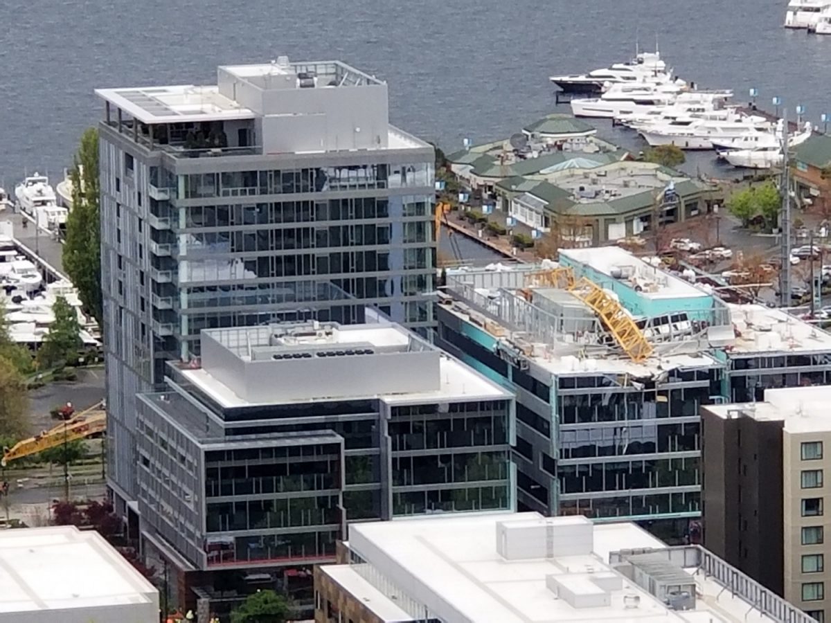 A construction crane collapsed on Mercer Street near Interstate 5 in downtown Seattle. (Chelsea Oughton via AP)