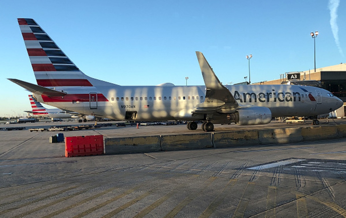 American Airlines Crew Member Fined for Exceeding Alcohol Limit by 4 Times