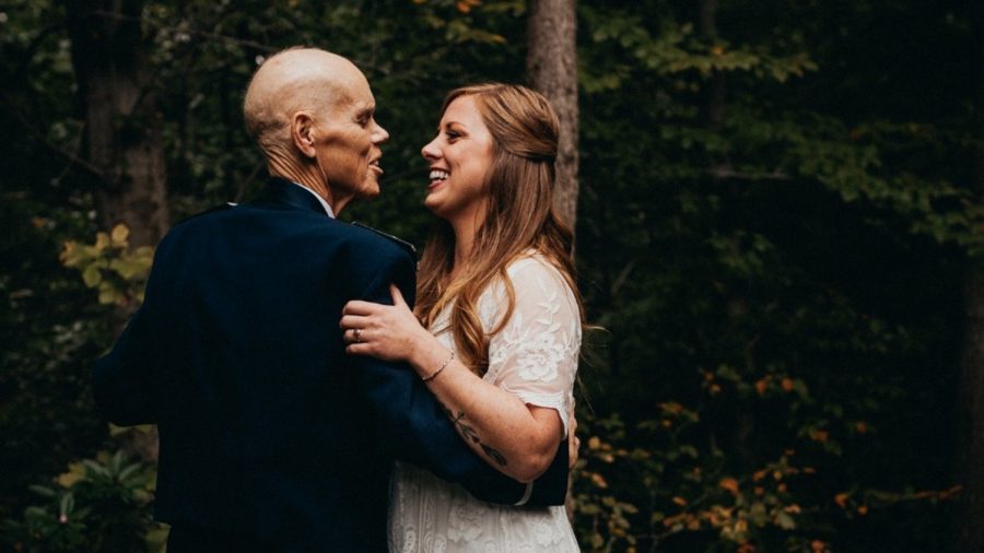 Bride-to-Be Cancels Shoot With Fiancé to Take Photos With Terminally Ill Dad in Childhood Home