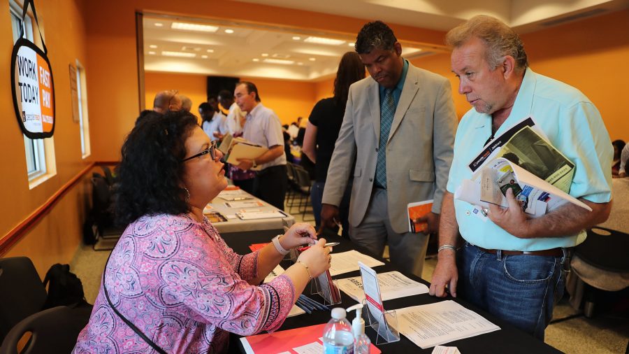 8,000 Fewer Americans Ask for Unemployment Benefits In Sign of Continued Job Market Strength