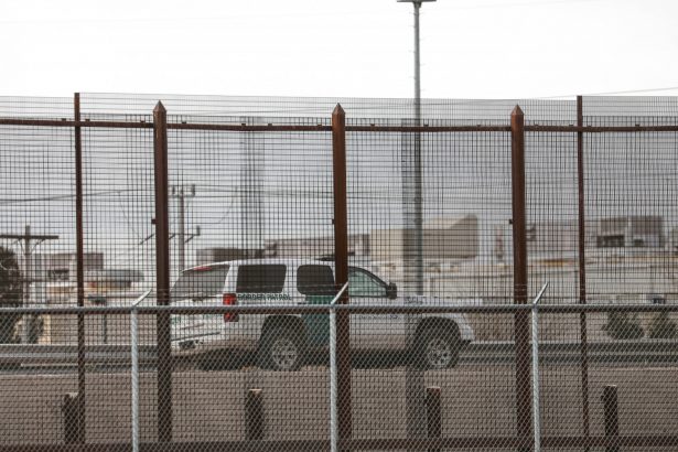 The border fence separating El Paso, Texas, and Juarez, Mexico, on Feb. 14, 2019. (Charlotte Cuthbertson/The Epoch Times)