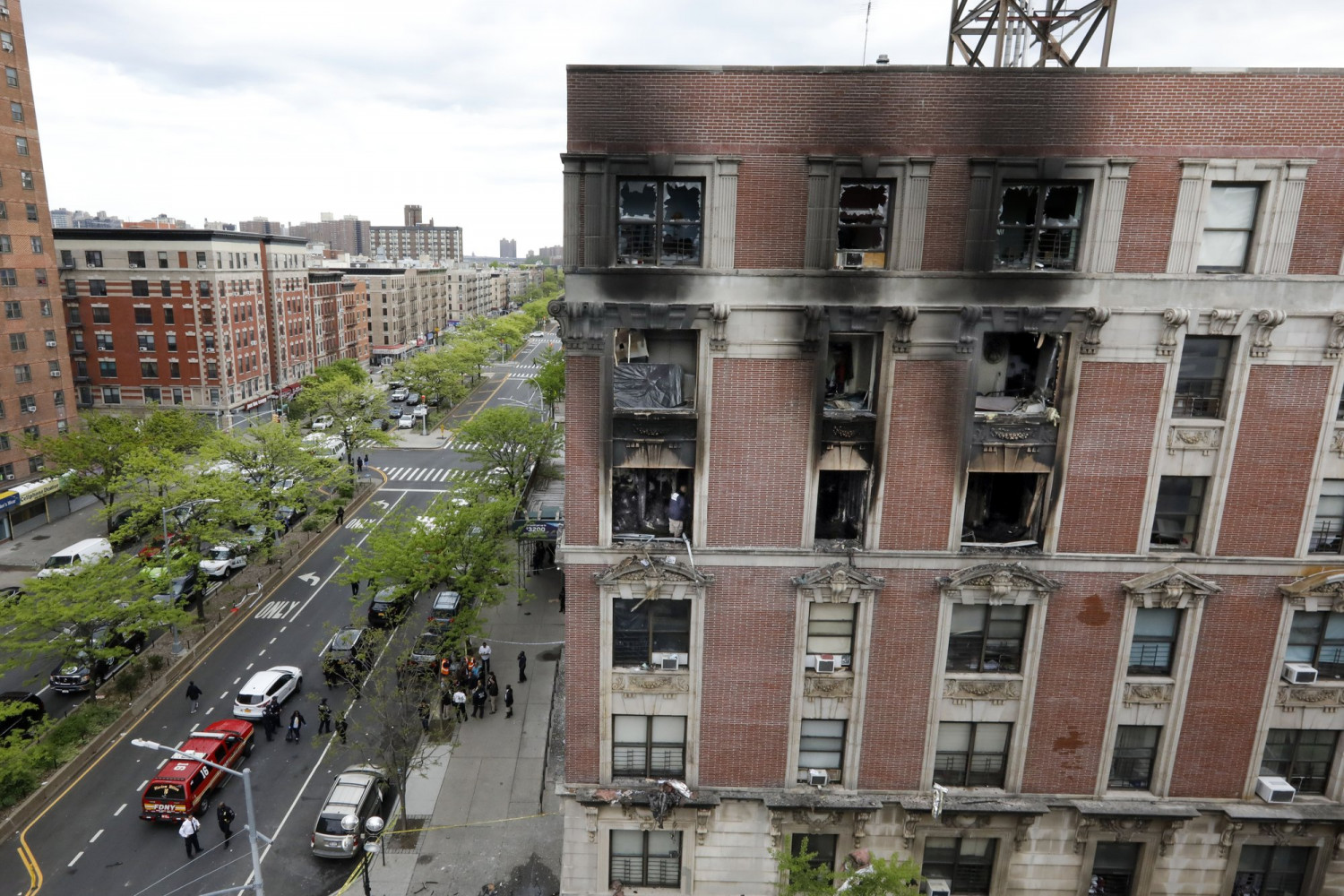 Harlem apartment fire claims 6 lives, including 4 children