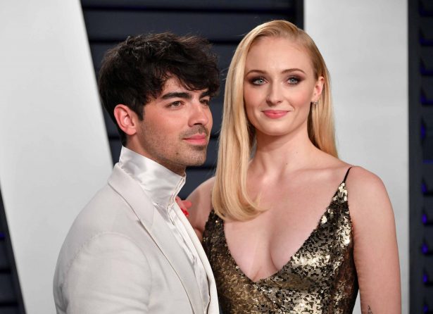 Joe Jonas (L) and Sophie Turner. (Dia Dipasup/Getty Images)