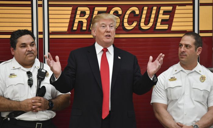 Frustrated With IAFF’s Endorsing Biden, Thousands of Firefighters Join Pro-Trump Group