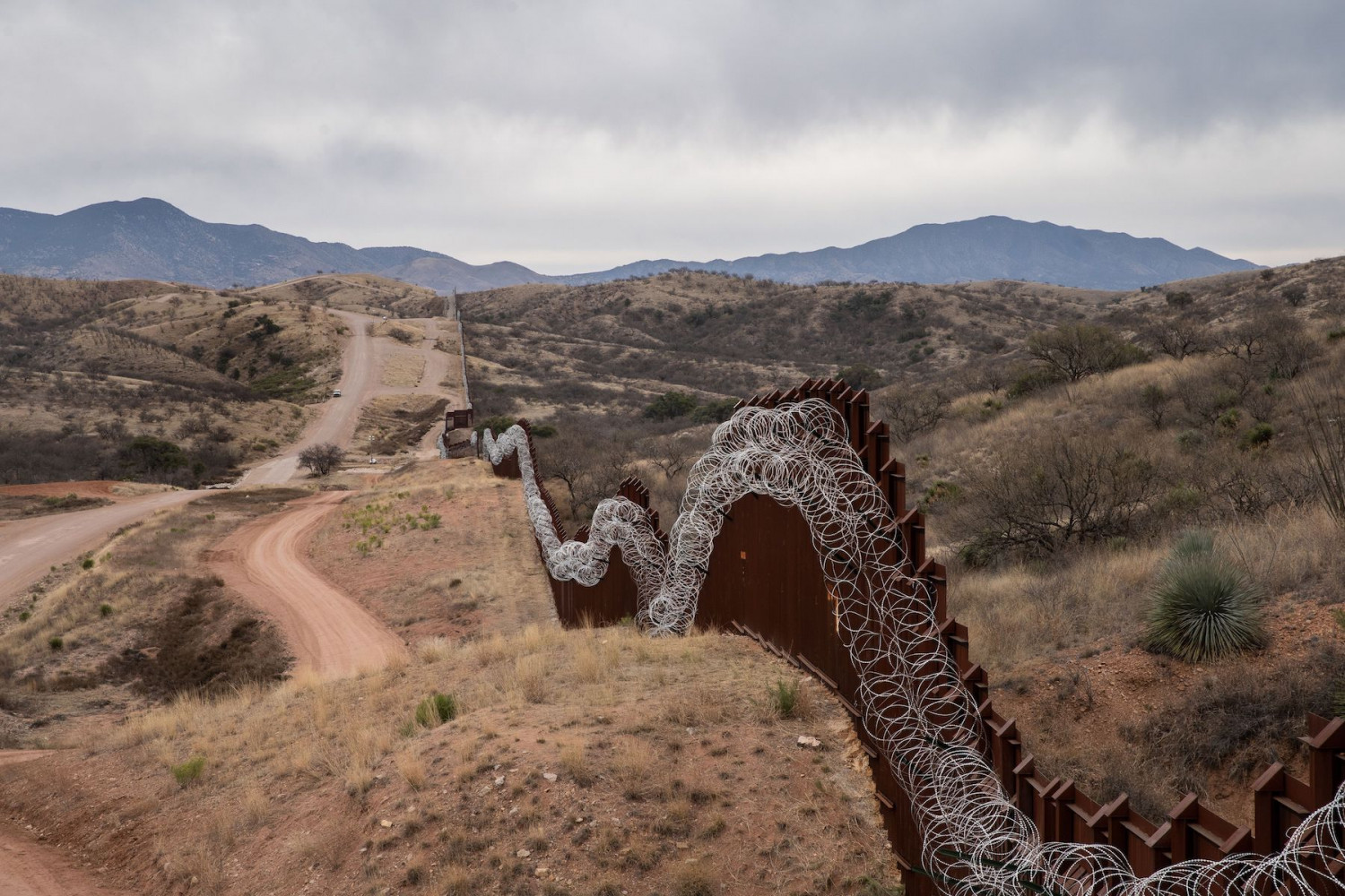 Arizona Governor Issues Declaration of Emergency, to Deploy National Guard on Border