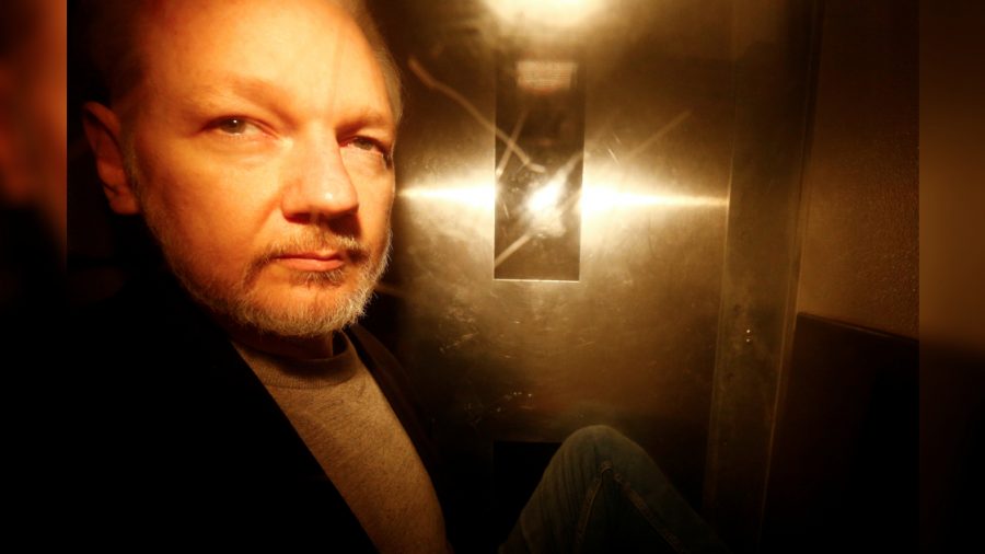 Ecuador to Hand Over Assange’s Belongings to US