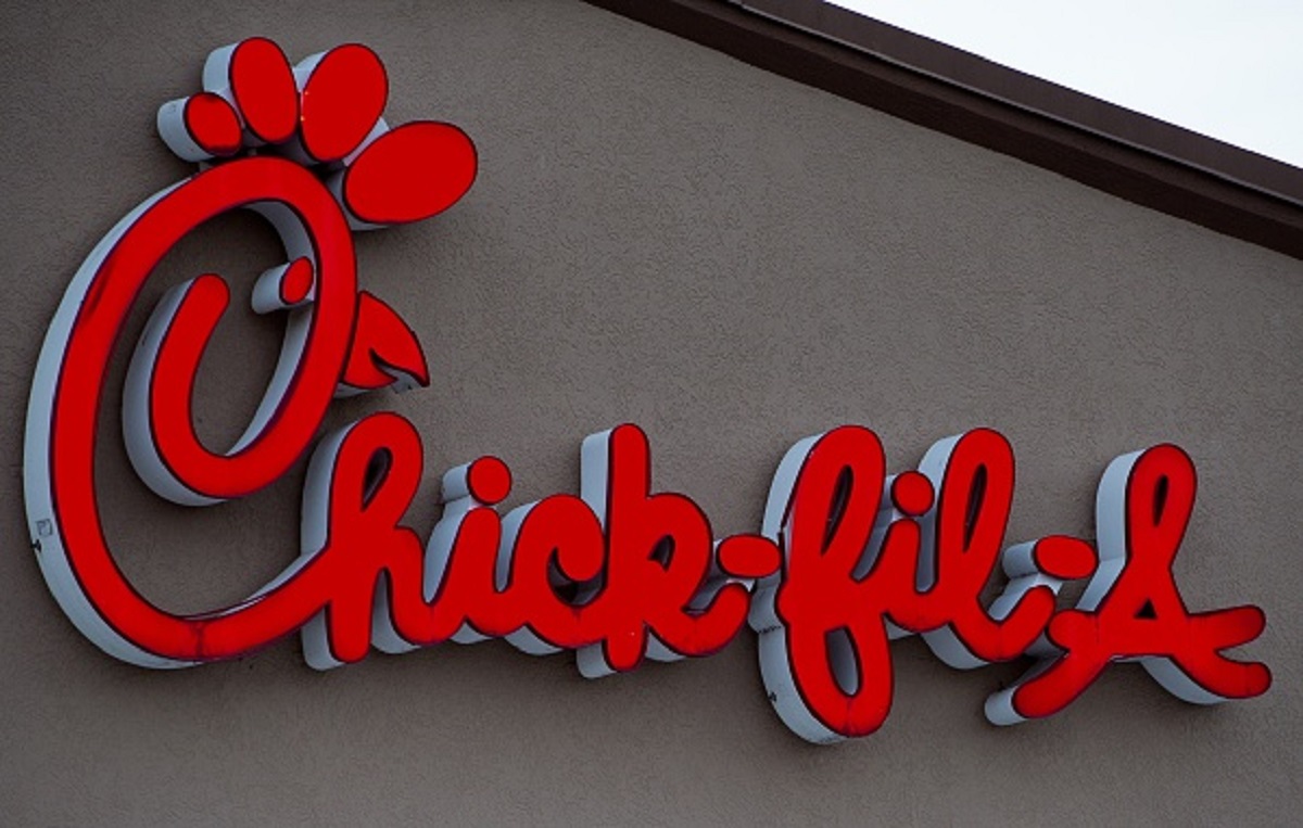 Chick-Fil-A Becomes America’s Favorite Fast Food Restaurant, Dethroning In-N-Out