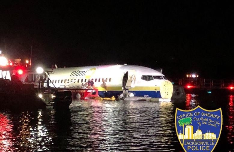 Boeing 737 Slides Off Runway Into Florida River, 21 Hurt