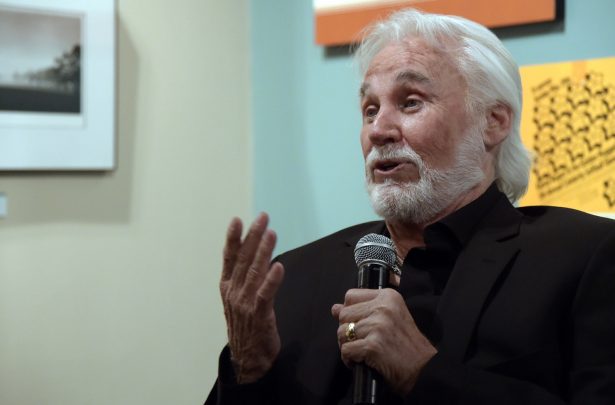 Country Music Hall of Fame member Kenny Rogers at the Country Music Hall of Fame in Nashville, Tennesse, on Aug. 13, 2014. (Rick Diamond/Getty Images)