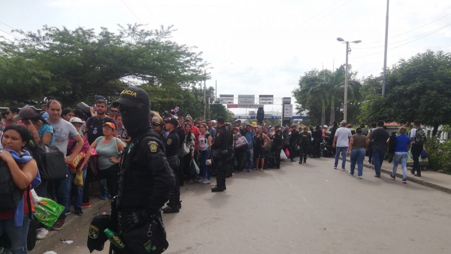 Shootout Causes Panic at Colombia-Venezuela Border Crossing