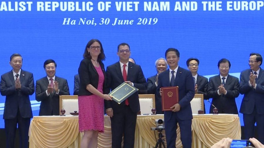 Vietnam, European Union Sign Free Trade Agreement
