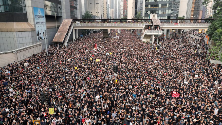 Chinese Authorities Detain Netizens Who Express Support for Hong Kong Protests