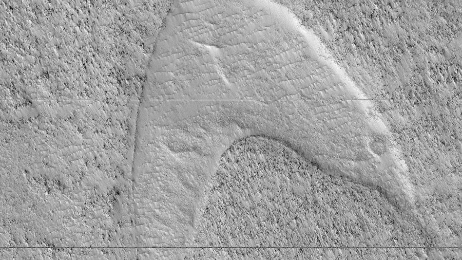 NASA Orbiter Spots ‘Star Trek’ Symbol on Mars
