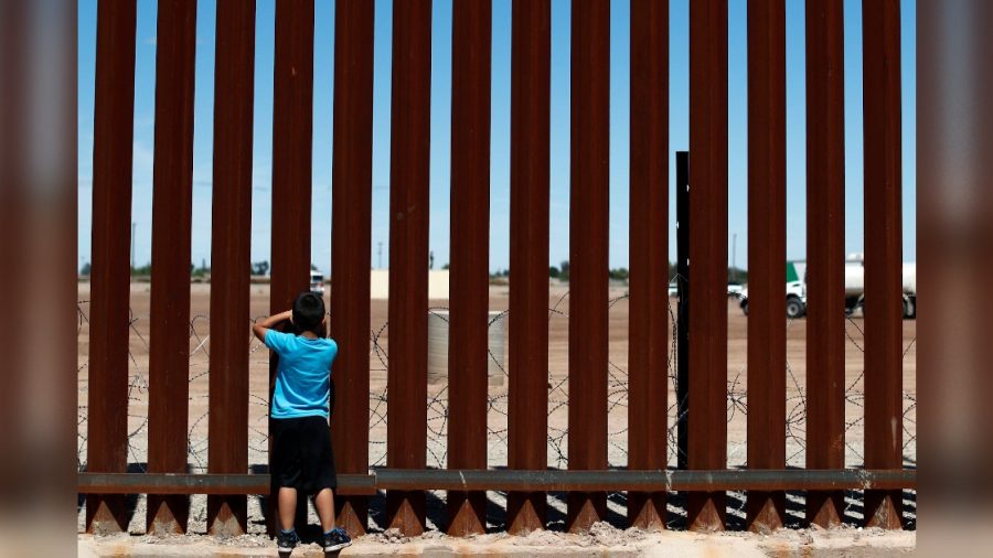 US Judge Says No to Democratic Effort to Stop Trump’s Border Wall Funds