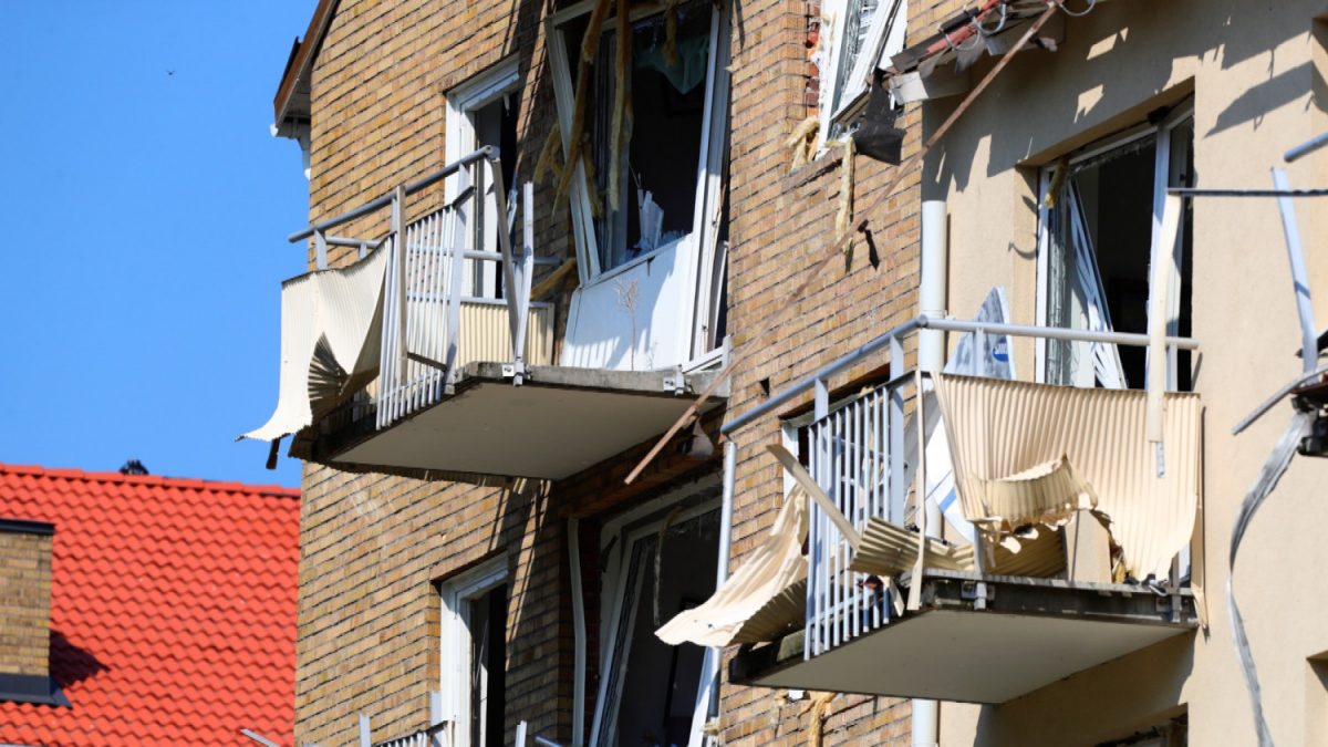Rescue personnel work at the site of an explosion in Linkoping, Sweden on June 7, 2019. (Jeppe Gustafsson/TT News Agency/via Reuters)