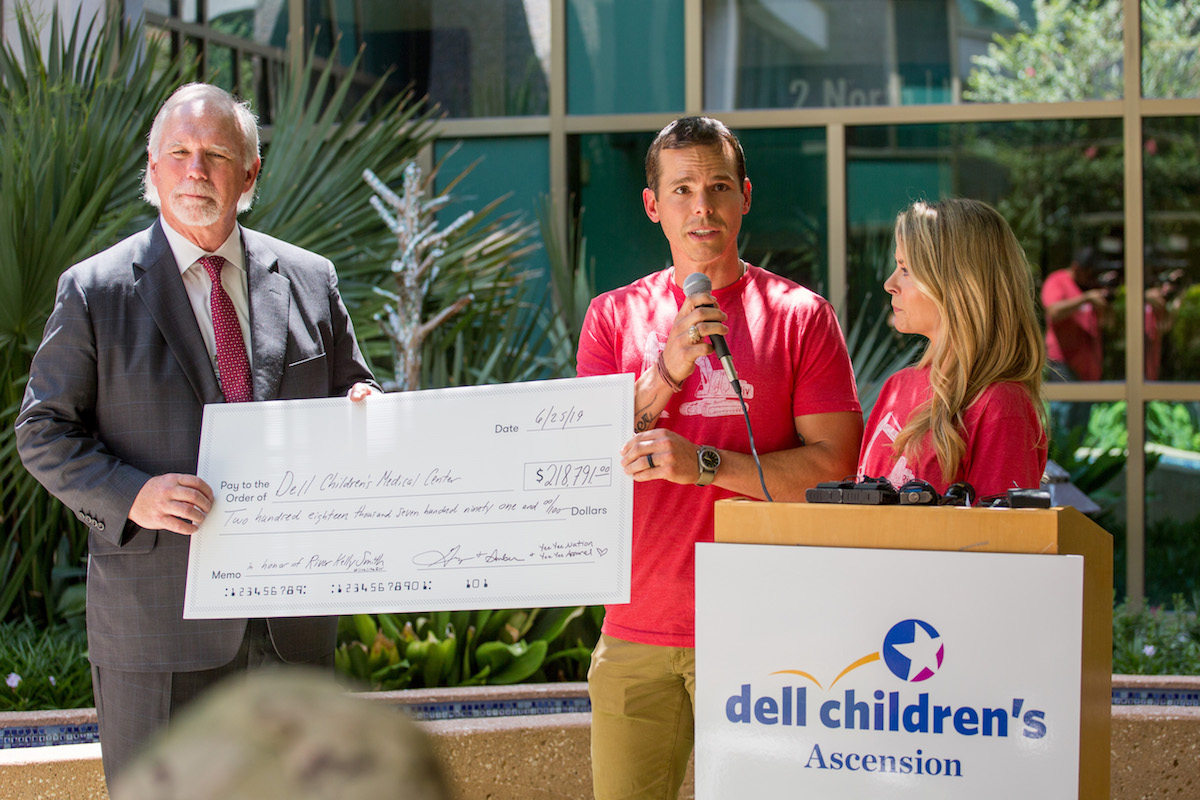 Country Singer Granger Smith Donated Over $200,000 to Children’s Hospital in Memory of Son