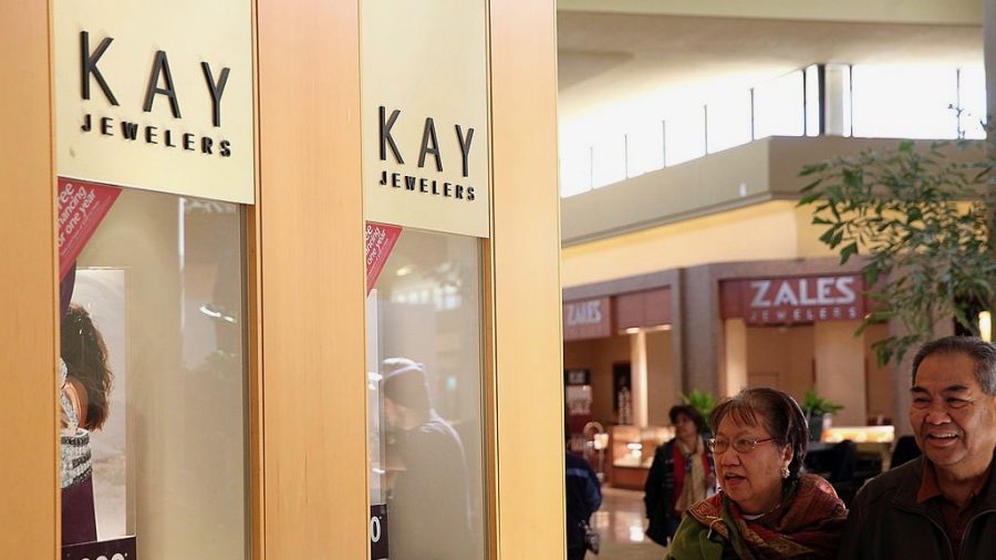 Kay Jewelers Turns Away Uniformed Police Officer Who Already Paid for Ring