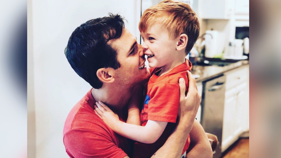 Country Singer Granger Smith’s Son Saved 2 Lives With His Organ Donation, Wife Says