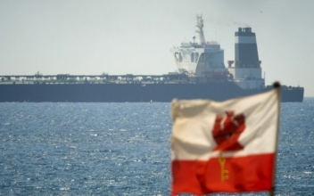 Gibraltar Detains Syria-Bound Supertanker With Iranian Oil