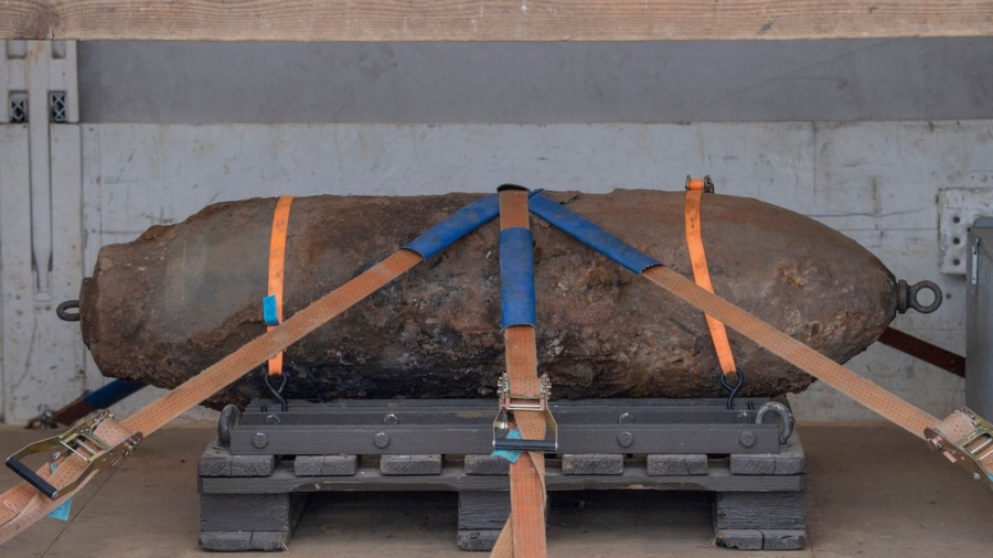 US Bomb From WWII Defused in Germany After Mass Evacuation