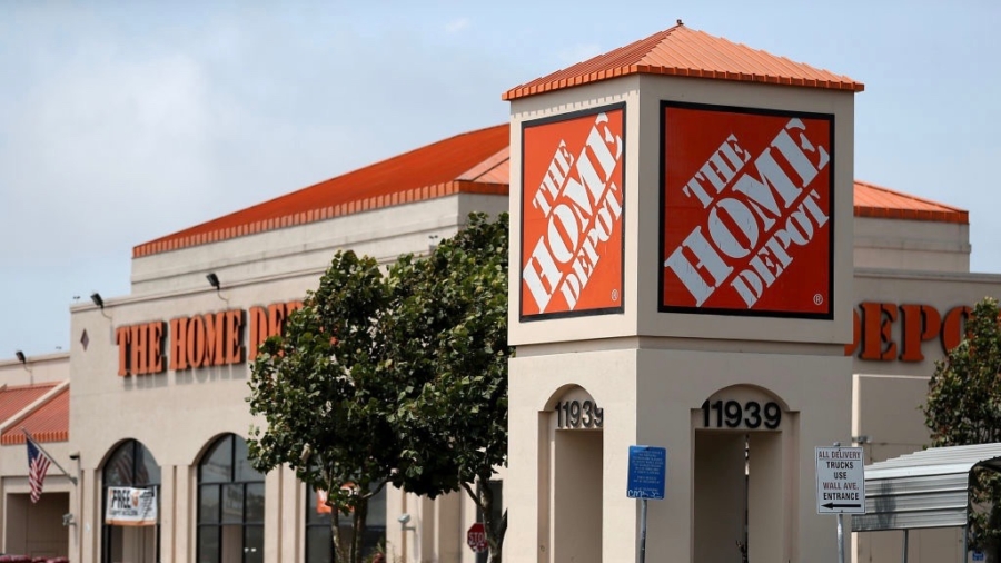 Home Depot Guarded on Future Demand After Bumper First-Quarter Sales