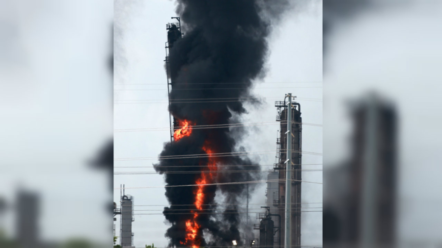 Fire Breaks out at Houston-Area Exxon Mobil Refinery, 37 Injured