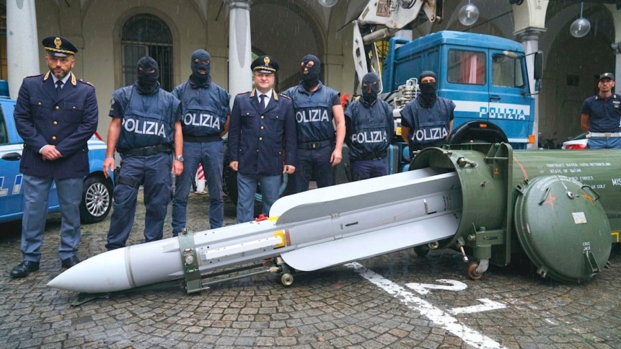 Italian Special Forces Seize Huge Cache of Armor and ‘Combat-Ready’ Missile in Raids on Far Right