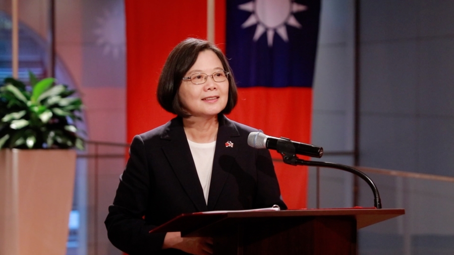 Taiwan President Talks with Swedish Delegation